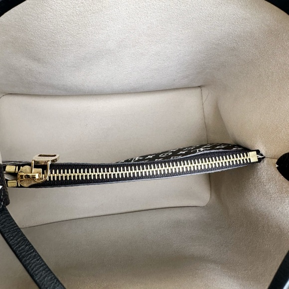 Louis Vuitton Neo Noe Bucket Bag Shoulder Tote Monogram Giant Jungle White - Picture 6 of 12